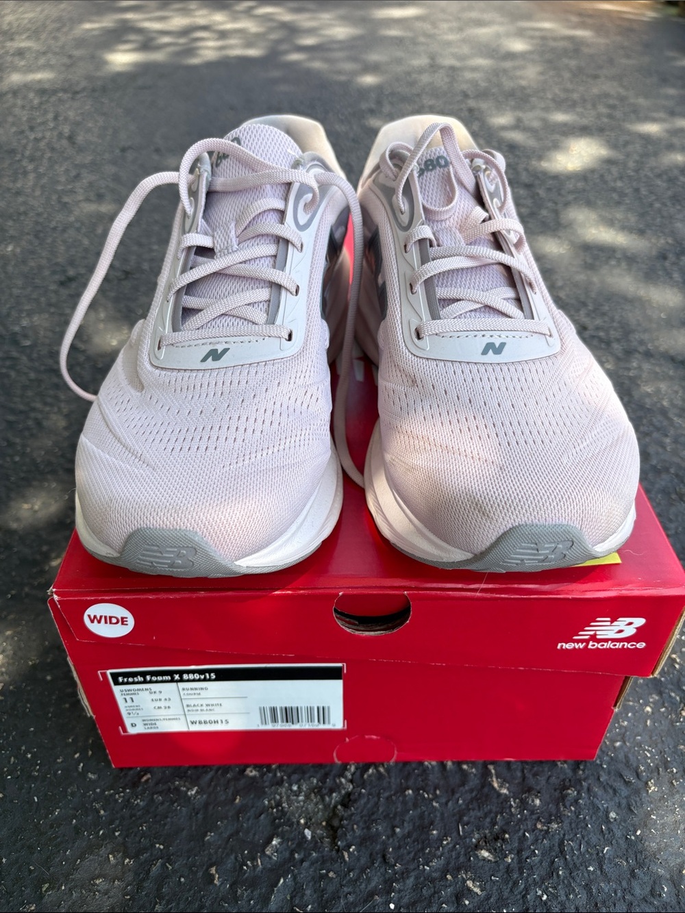 New Balance Women's Light Pink Lace-Up Athletic Shoes